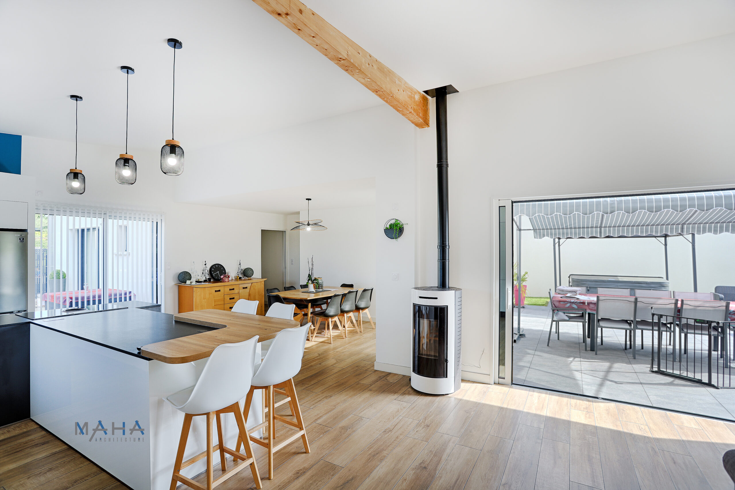 Suivi de chantier par l'architecte MAHA à Châteaubourg pour cette maison traditionnelle.